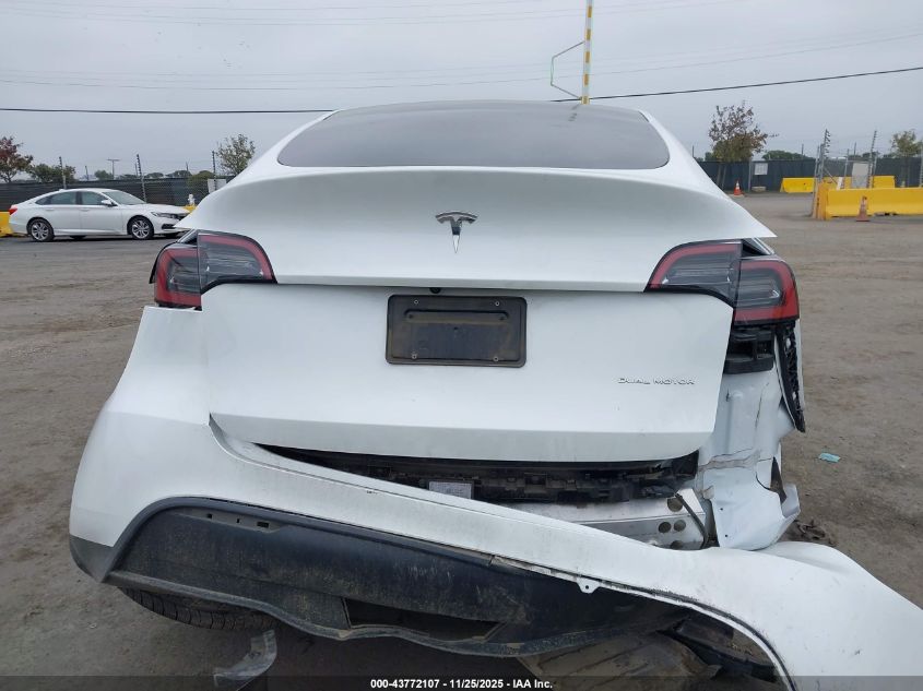 2023 Tesla Model Y Awd/Long Range Dual Motor All-Wheel Drive VIN: 7SAYGDEE8PF624671 Lot: 43772107