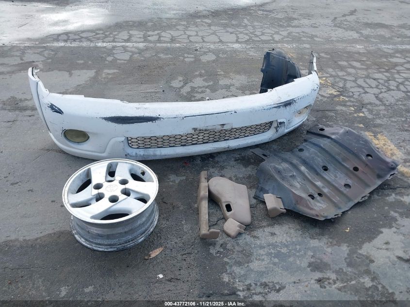 2002 Toyota Sequoia Limited V8 VIN: 5TDZT38A92S066236 Lot: 43772106