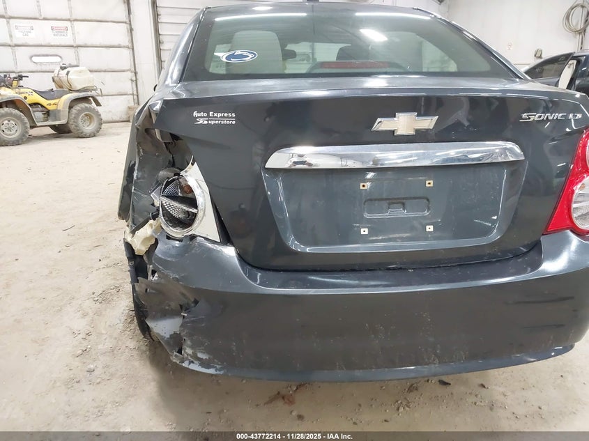 2015 Chevrolet Sonic Lt Auto VIN: 1G1JC5SH2F4180877 Lot: 43772214