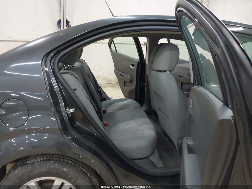 2015 Chevrolet Sonic Lt Auto VIN: 1G1JC5SH2F4180877 Lot: 43772214