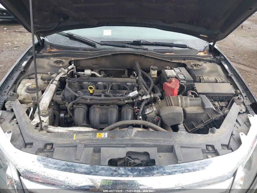 3FAHP0HA1AR261883 2010 FORD FUSION photo no. 10