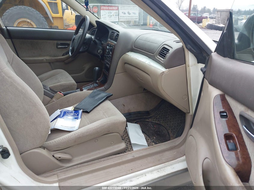 4S3BH665417646206 2001 SUBARU OUTBACK photo no. 5