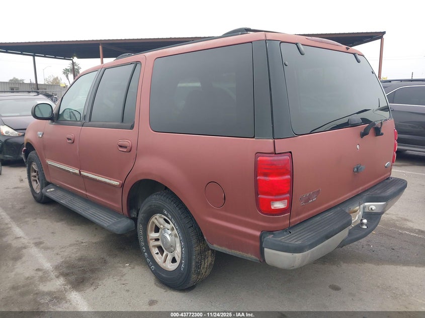 1FMRU15W01LA01367 2001 FORD EXPEDITION photo no. 3