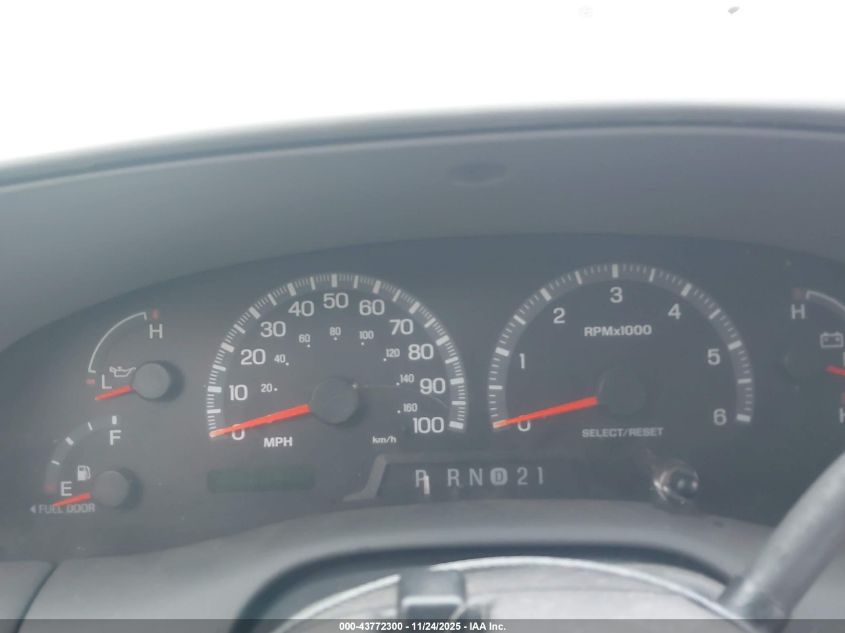 2001 Ford Expedition Xlt VIN: 1FMRU15W01LA01367 Lot: 43772300