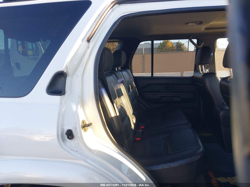 2001 Nissan Pathfinder Le VIN: JN8DR09Y11W574268 Lot: 43772361