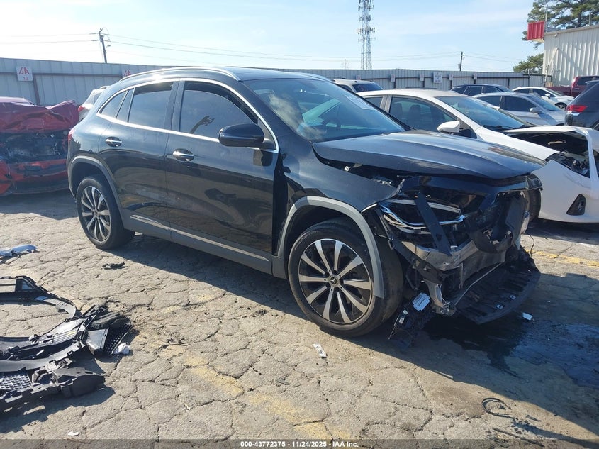 MERCEDES-BENZ GLA-CLASS GLA 250