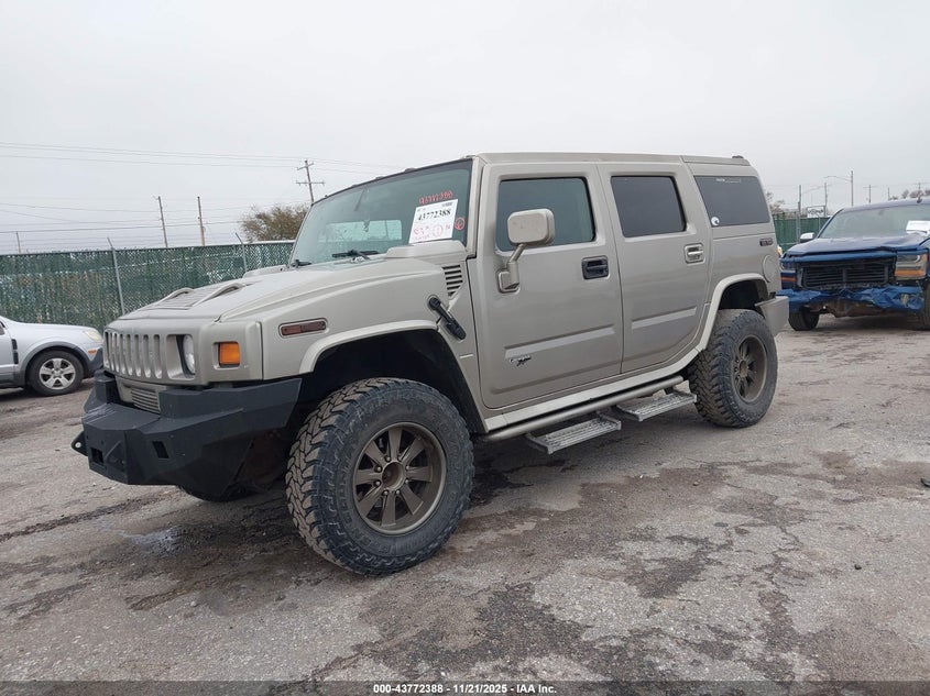 5GRGN23U43H131625 2003 HUMMER H2 photo no. 2