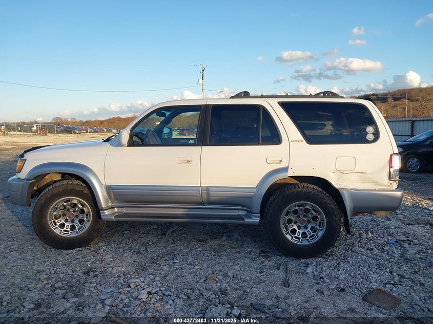 2000 Toyota 4Runner Limited V6 VIN: JT3HN87R8Y9036117 Lot: 43772403