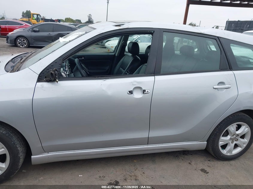 2005 Toyota Matrix Xr VIN: 2T1KR32EX5C417678 Lot: 43772404