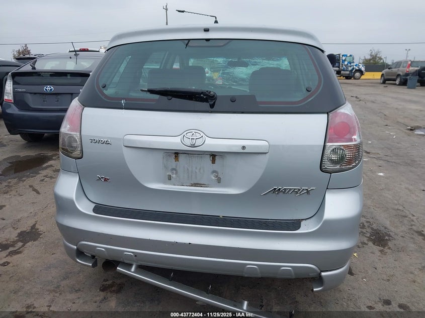 2005 Toyota Matrix Xr VIN: 2T1KR32EX5C417678 Lot: 43772404