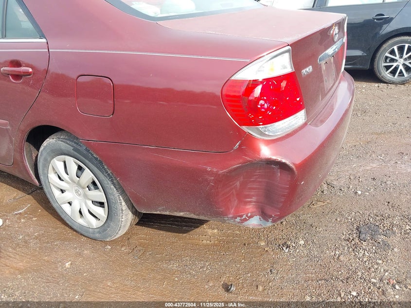 2005 Toyota Camry Le VIN: 4T1BE32K65U433182 Lot: 43772504