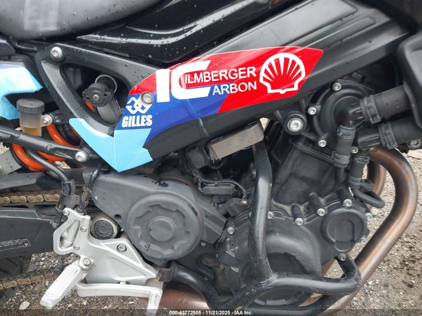 2011 BMW F800 R VIN: WB1022700BZS50619 Lot: 43772505