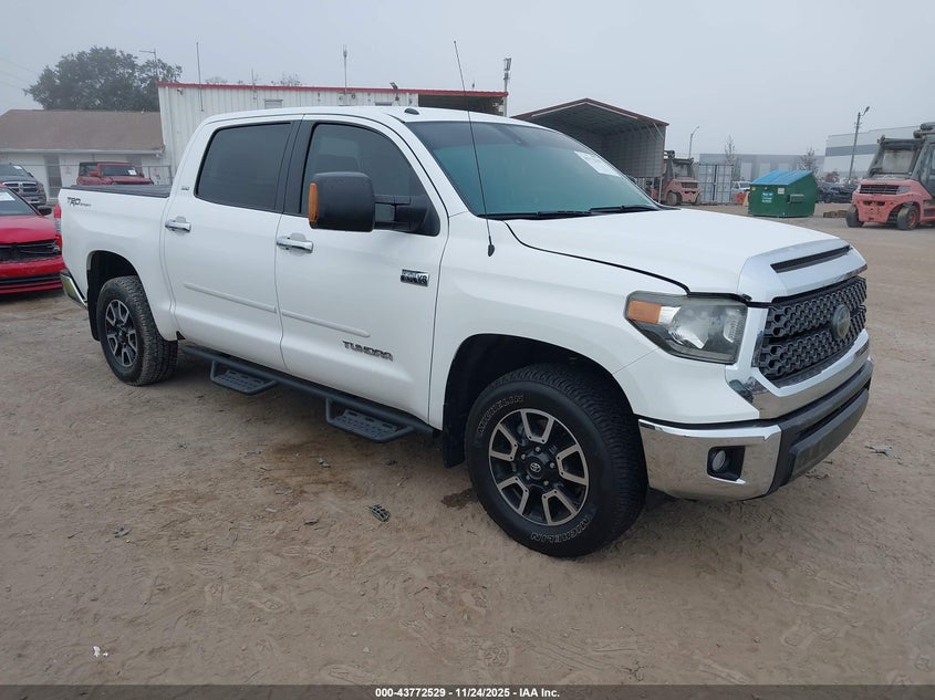 TOYOTA TUNDRA SR5 5.7L V8