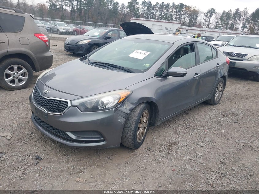 KNAFX4A69G5479688 2016 KIA FORTE photo no. 2