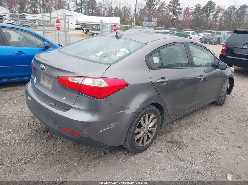 KNAFX4A69G5479688 2016 KIA FORTE photo no. 4