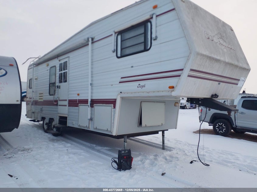 1TC3B648XT1000990 COACHMEN ROYAL Photo 1