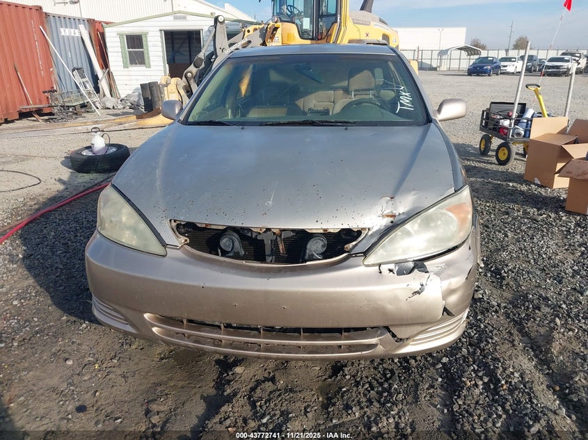 4T1BE30K44U795240 2004 TOYOTA CAMRY photo no. 6
