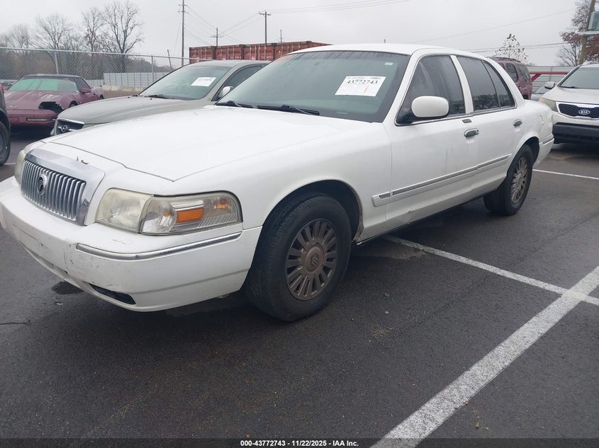 2MEFM75VX8X620104 2008 MERCURY GRAND MARQUIS photo no. 2