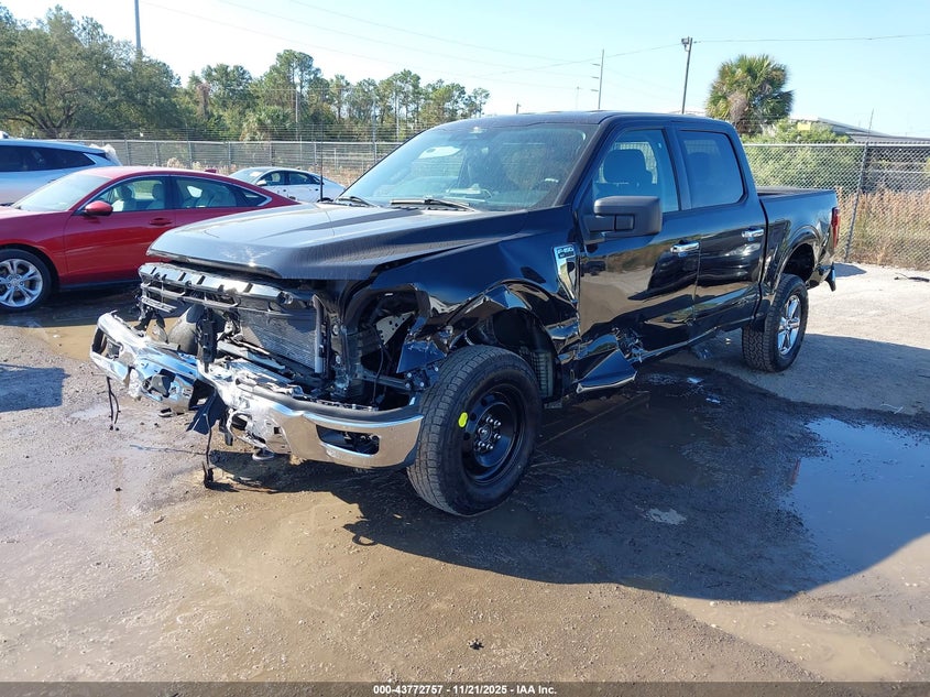 1FTFW3L86SKE54823 2025 FORD F-150 photo no. 2