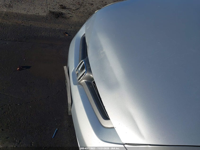 2004 Honda Accord 3.0 Lx VIN: 1HGCM66334A011601 Lot: 43772923