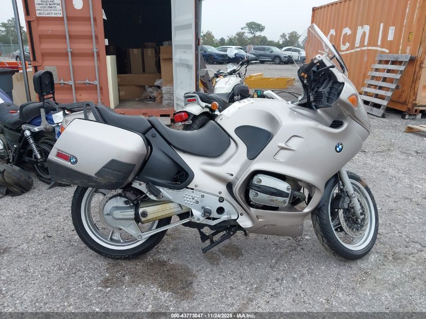 2001 BMW R1100 Rt VIN: WB10418A01ZT70155 Lot: 43773047