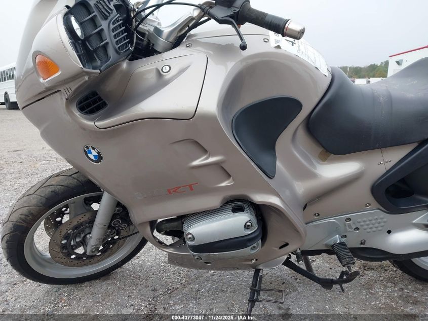 2001 BMW R1100 Rt VIN: WB10418A01ZT70155 Lot: 43773047