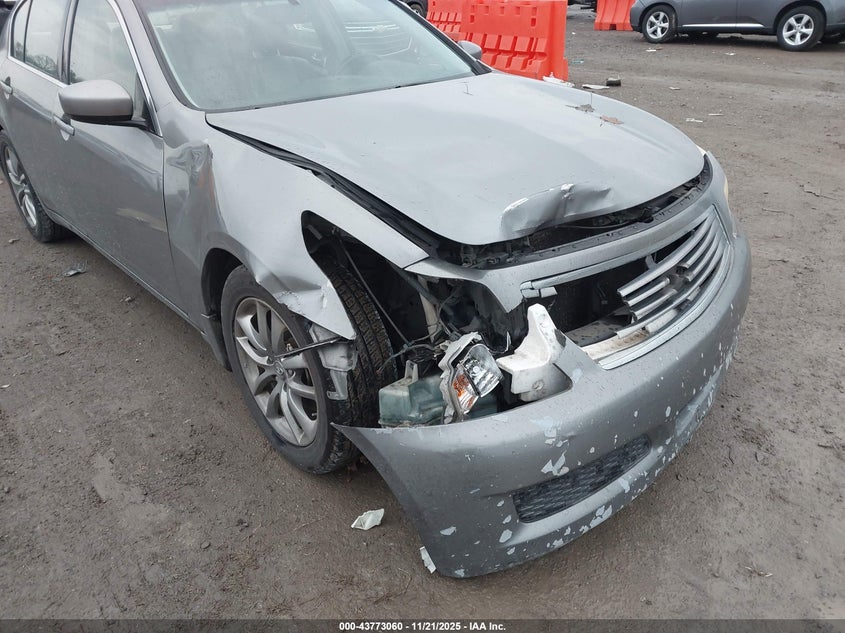 2009 Infiniti G37 Journey VIN: JNKCV61EX9M014892 Lot: 43773060