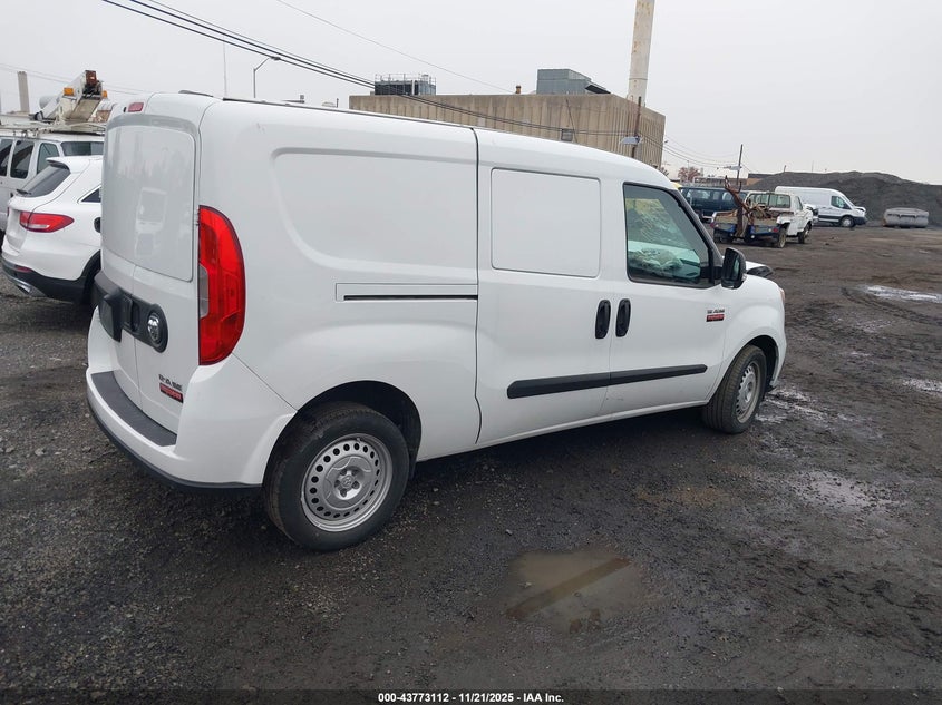 ZFBHRFAB9N6X52427 2022 RAM PROMASTER CITY photo no. 4