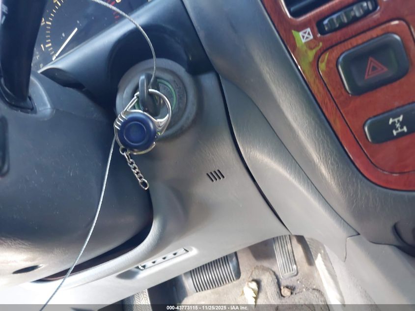 2001 Lexus Lx 470 VIN: JTJHT00W113504679 Lot: 43773115