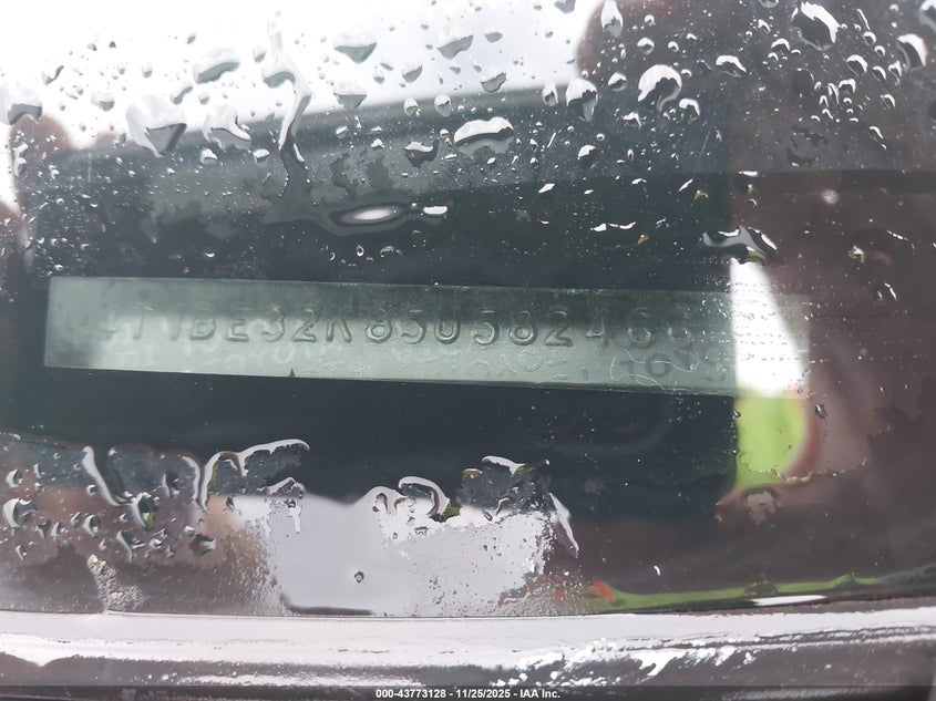 2005 Toyota Camry Std VIN: 4T1BE32K85U582466 Lot: 43773128