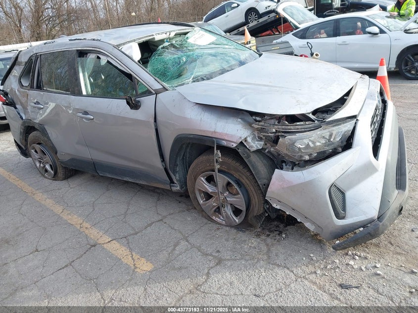 TOYOTA RAV4 HYBRID LE