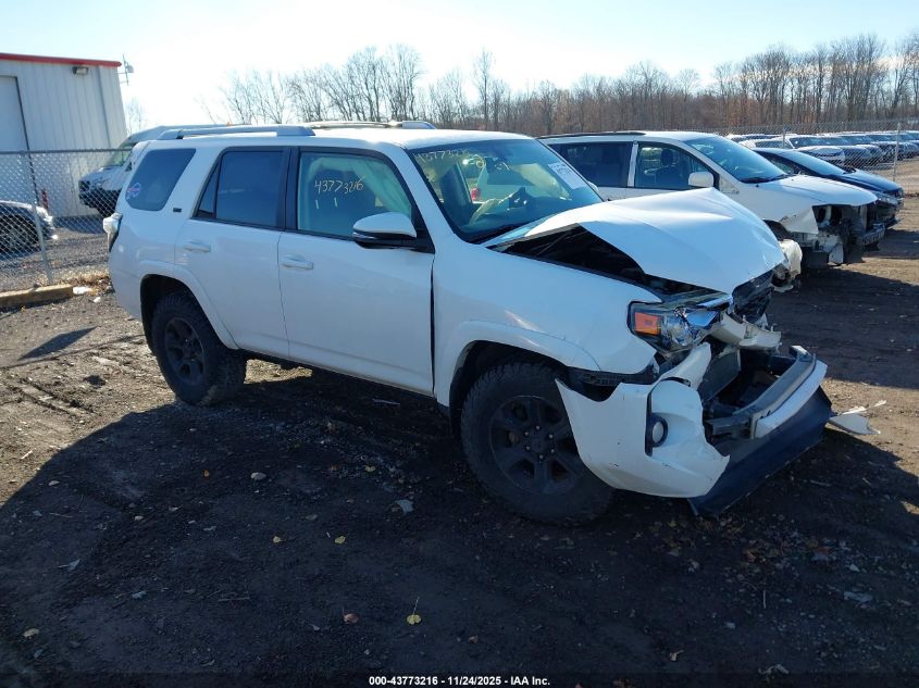 TOYOTA 4RUNNER SR5 PREMIUM