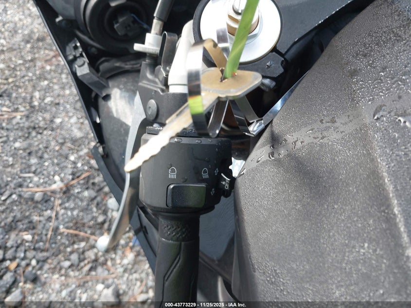 2008 Yamaha Yzfr1 VIN: JYARN20E38A014802 Lot: 43773229