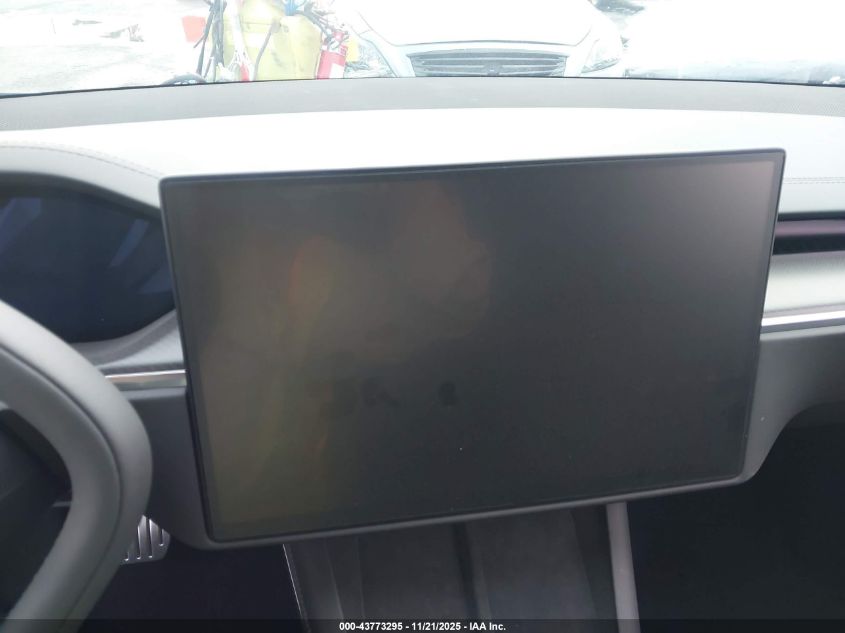 2026 Tesla Model S Plaid VIN: 5YJSA1E67TF554750 Lot: 43773295