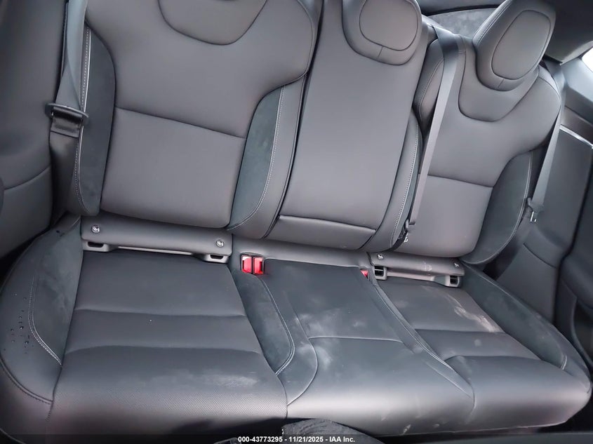 2026 Tesla Model S Plaid VIN: 5YJSA1E67TF554750 Lot: 43773295