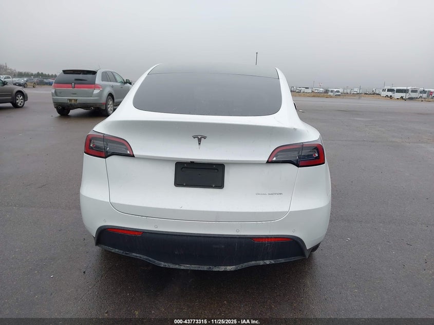 2021 Tesla Model Y Long Range Dual Motor All-Wheel Drive VIN: 5YJYGDEE7MF298774 Lot: 43773315