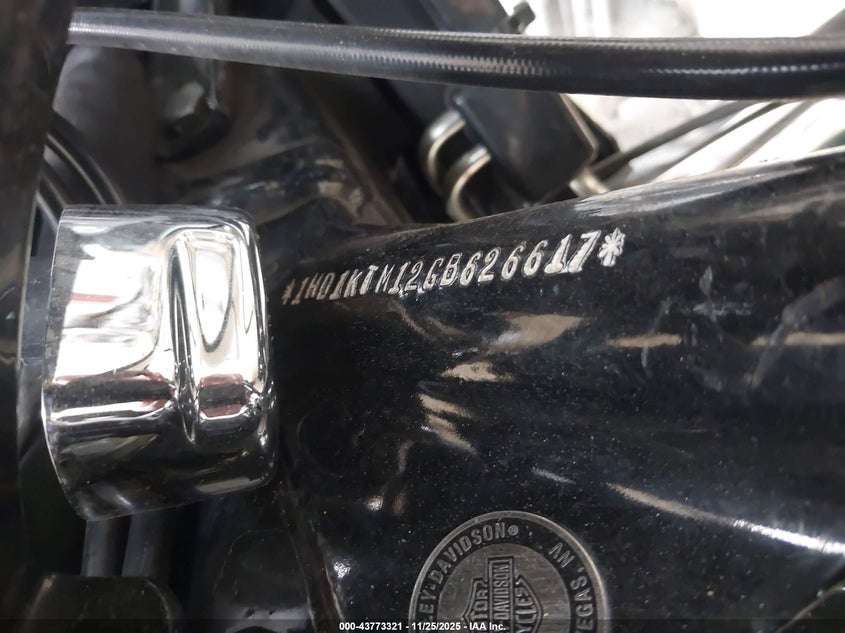 2016 Harley-Davidson Fltrxs Road Glide Special VIN: 1HD1KTM12GB626617 Lot: 43773321