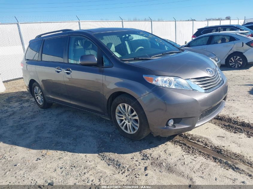 TOYOTA SIENNA XLE V6