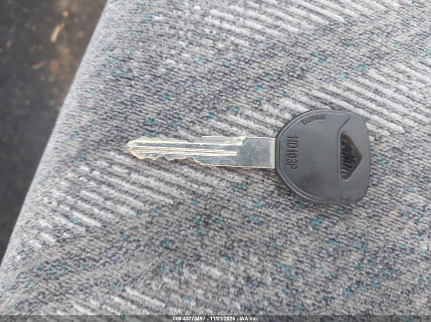 1999 Honda Cr-V Ex VIN: JHLRD1861XC052789 Lot: 43773497