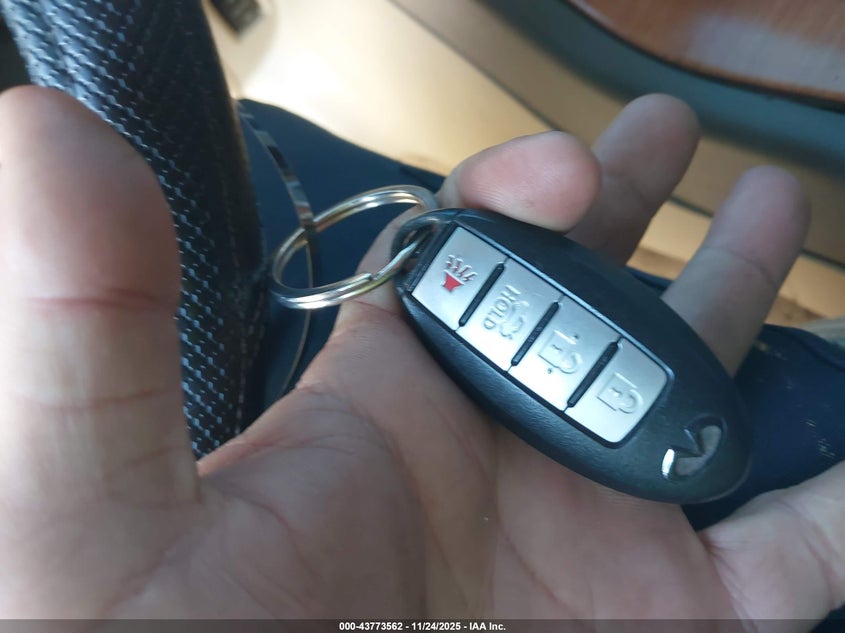 2005 Infiniti G35X VIN: JNKCV51F05M305124 Lot: 43773562