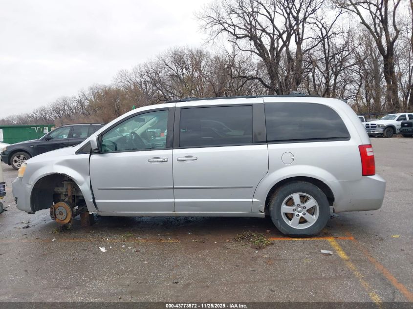 2010 Dodge Grand Caravan Sxt VIN: 2D4RN5D10AR443588 Lot: 43773572