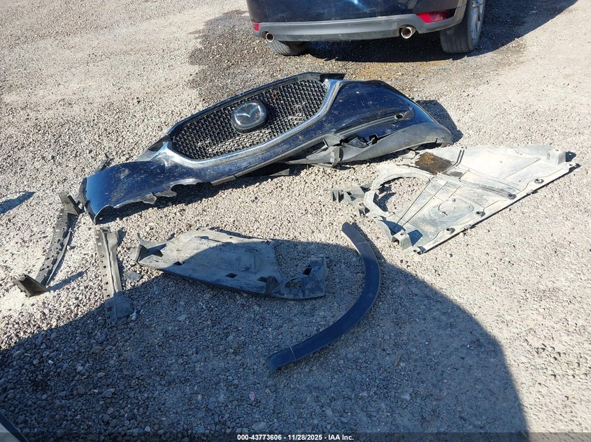 2021 Mazda Cx-5 Grand Touring VIN: JM3KFADM2M1324925 Lot: 43773606