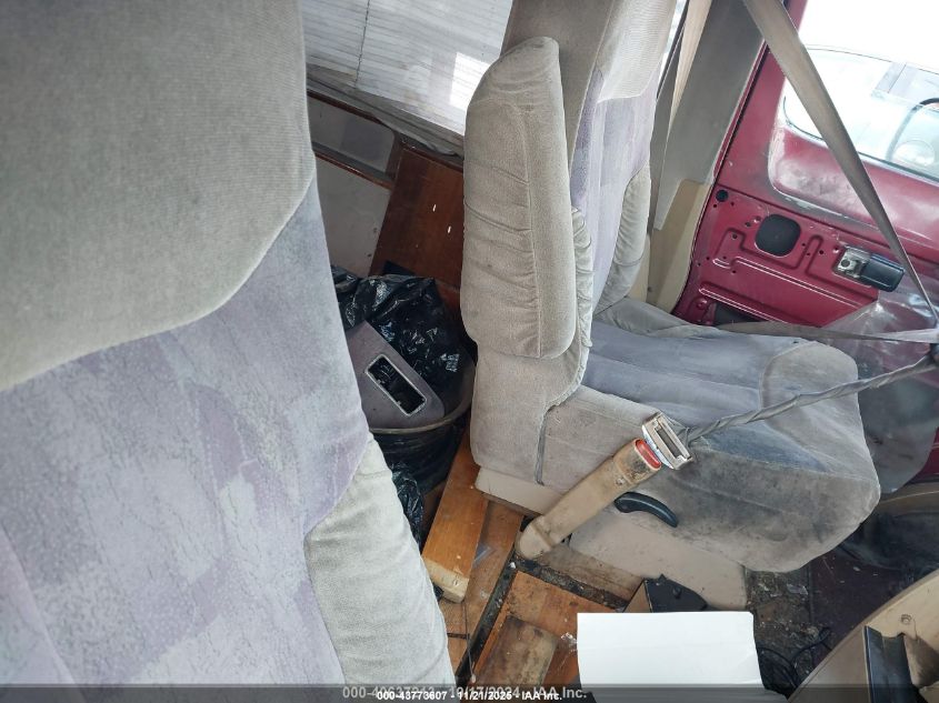 1997 Dodge Ram Van 2500 Commercial VIN: 2B6HB21Y8VK553082 Lot: 43773607