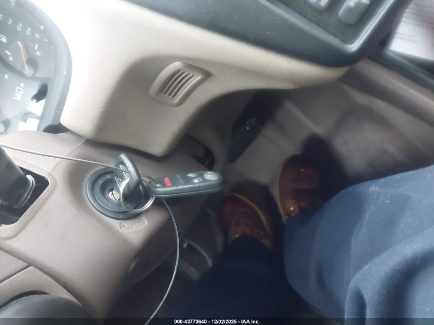 2002 Honda Accord 3.0 Ex VIN: 1HGCG16512A009600 Lot: 43773640