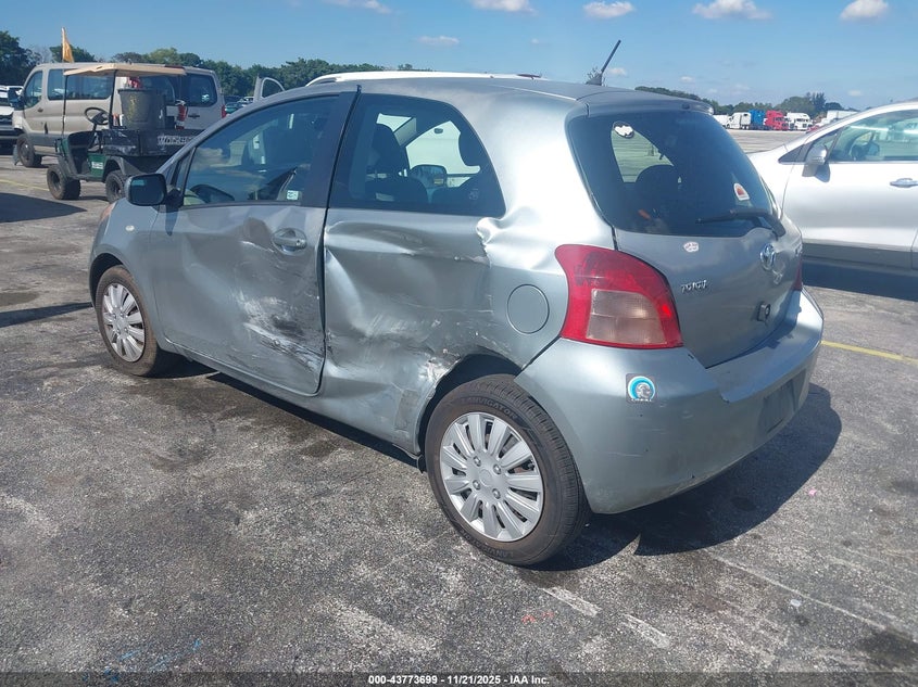 JTDJT923885211565 2008 TOYOTA YARIS photo no. 3