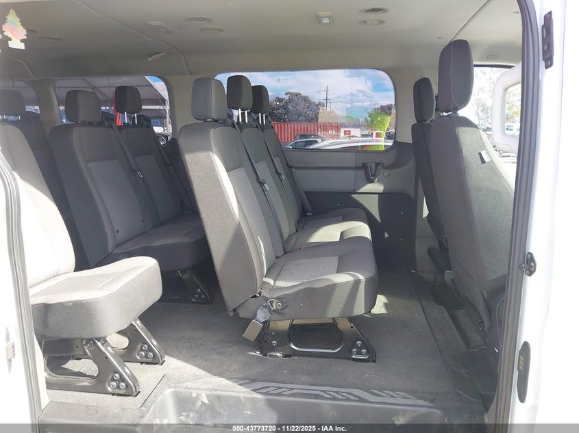 2024 Ford Transit Passenger Xl VIN: 1FBAX2Y82RKA77819 Lot: 43773720