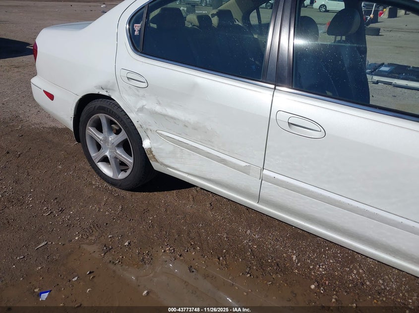 2002 Infiniti I35 Luxury VIN: JNKDA31A42T021764 Lot: 43773748