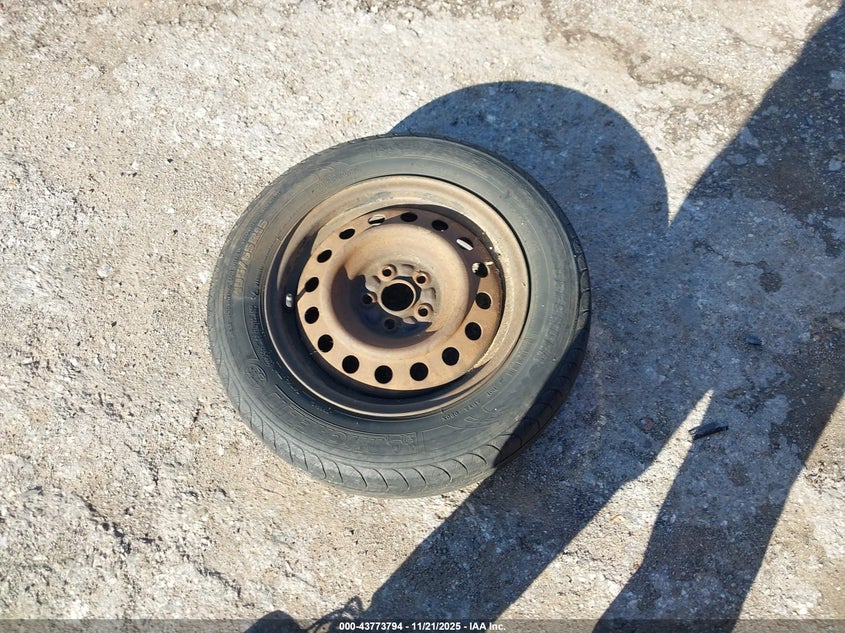 2004 Toyota Corolla Le VIN: 1NXBR32E34Z209316 Lot: 43773794