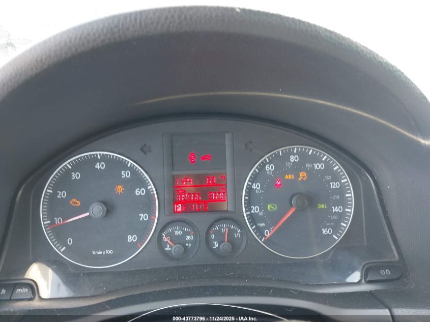 2008 Volkswagen Rabbit S VIN: WVWBA71K98W131015 Lot: 43773796