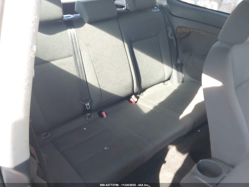 2008 Volkswagen Rabbit S VIN: WVWBA71K98W131015 Lot: 43773796